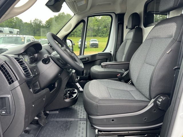2026 Ram ProMaster 2500 photo 3