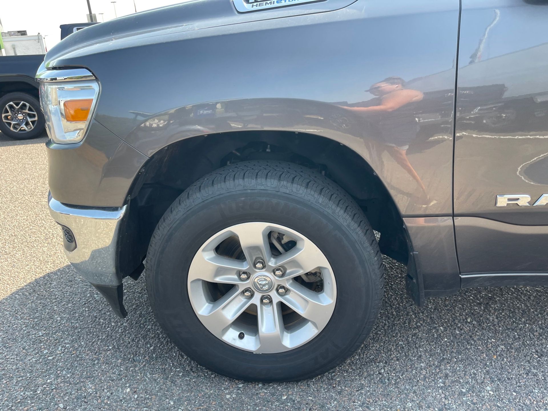 2023 Ram 1500 Laramie photo 12