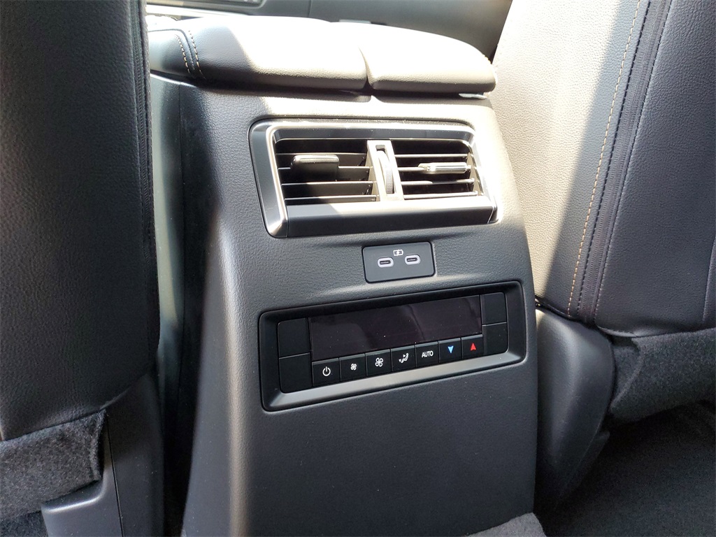 2025 Mazda CX-90 3.3 Turbo Preferred photo 12