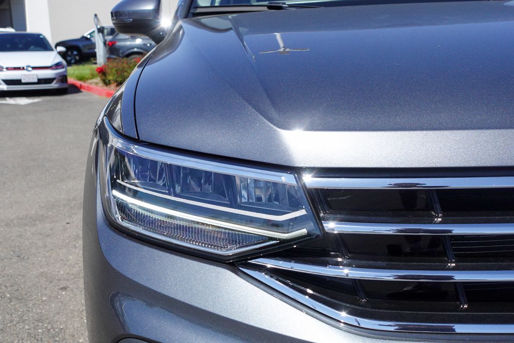 2024 Volkswagen Tiguan S photo 3