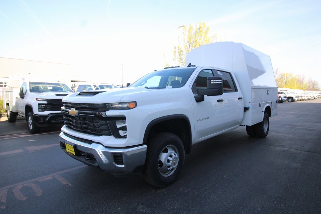 2024 Chevrolet Silverado 3500HD Work Truck's photo
