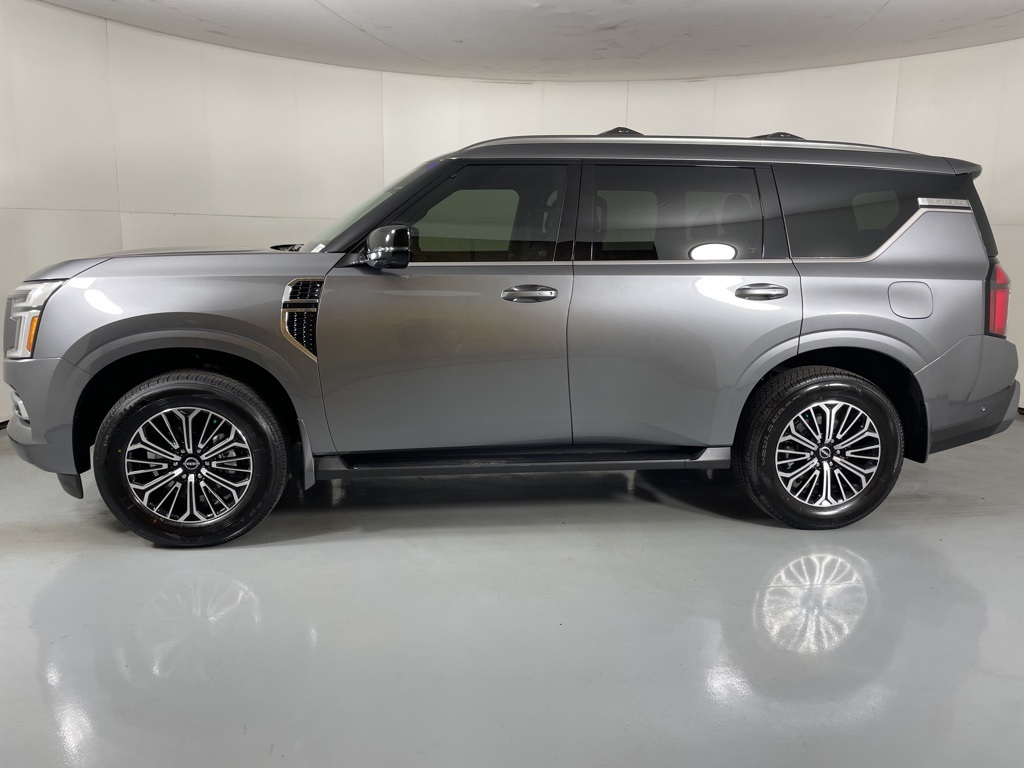 2026 Nissan Armada SL photo 4