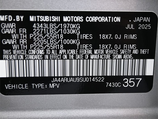 2025 Mitsubishi Outlander Sport LE photo 3