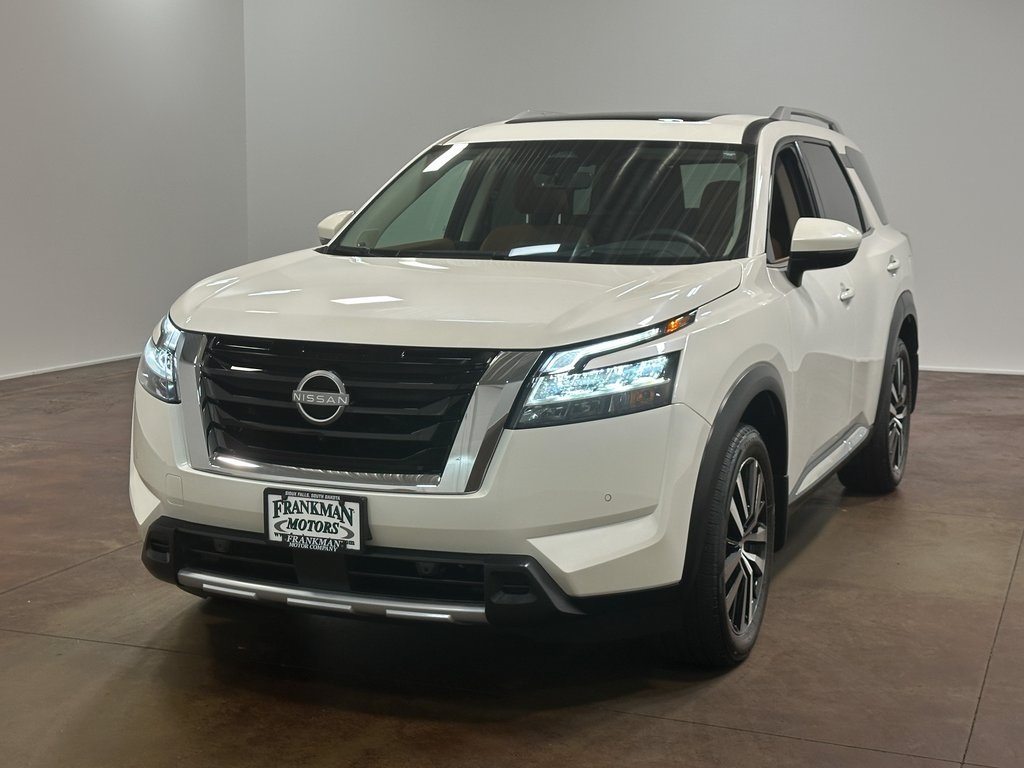 2024 Nissan Pathfinder Platinum photo 33