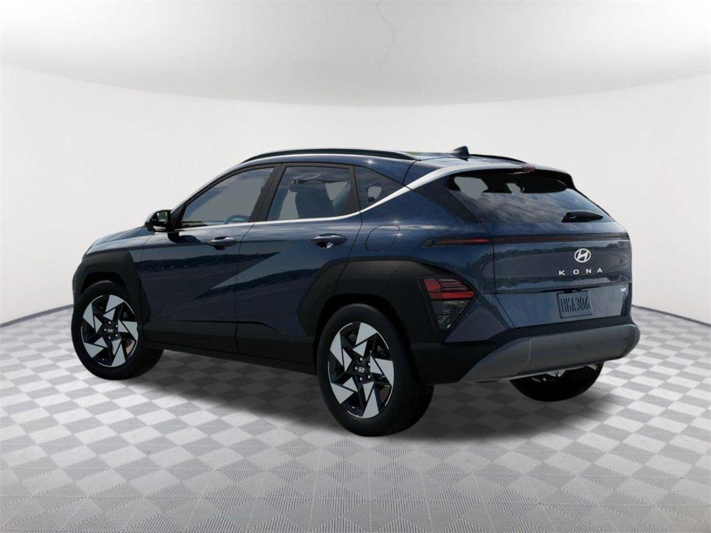 2026 Hyundai Kona SEL photo 4