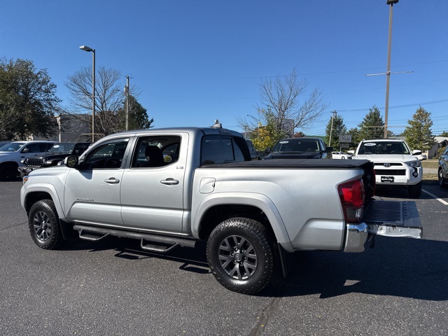 2022 Toyota Tacoma SR5 photo 9