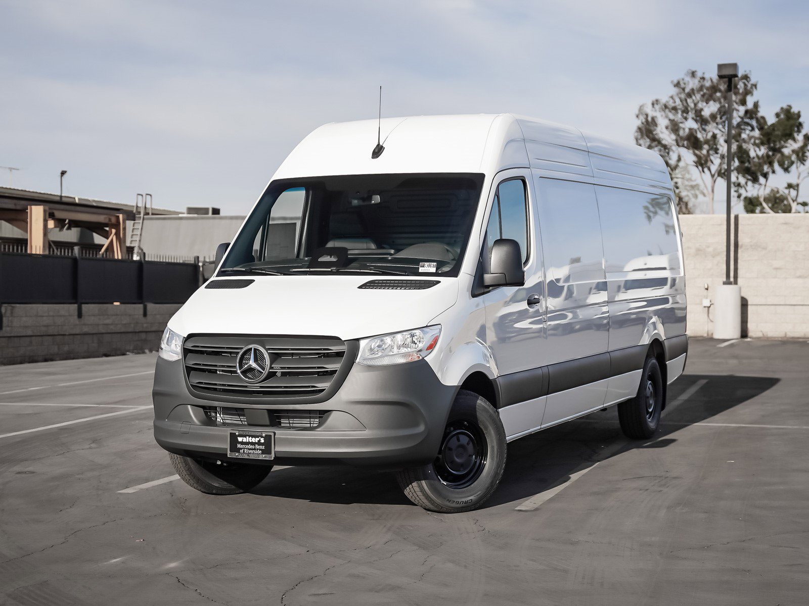 2025 Mercedes-Benz Sprinter Cargo Van Base's photo