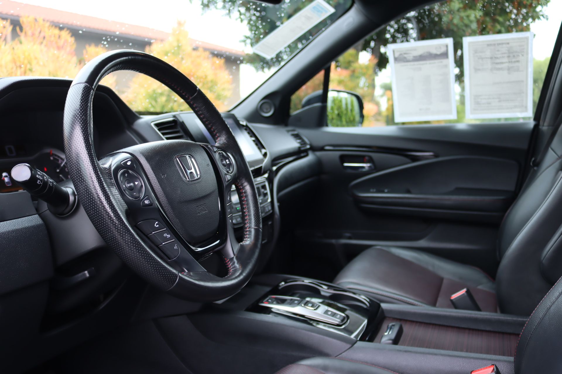 2021 Honda Ridgeline Black Edition photo 5