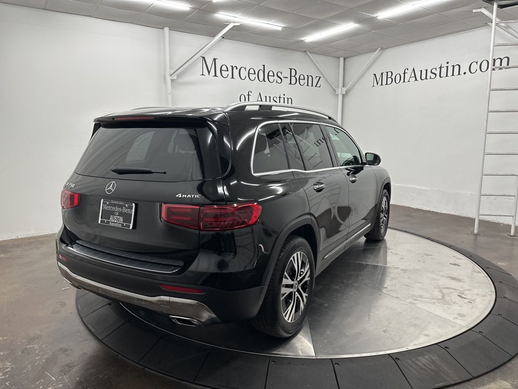 2026 Mercedes Benz GLB 250 4MATIC photo 7