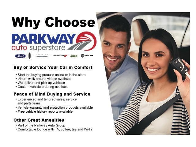 2025 Jeep Gladiator Willys photo 2