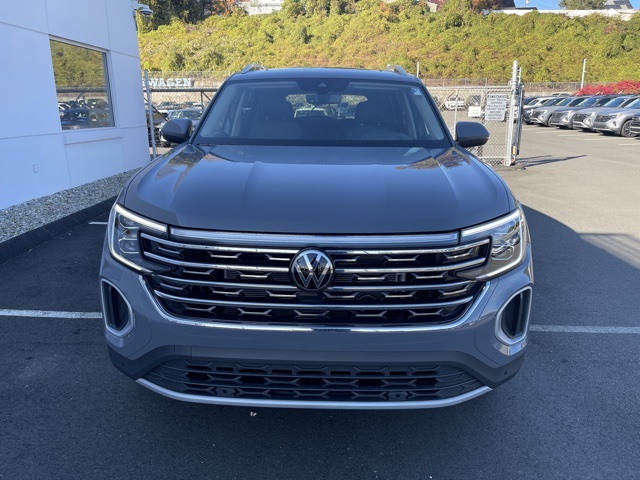 2026 Volkswagen Atlas SEL photo 3