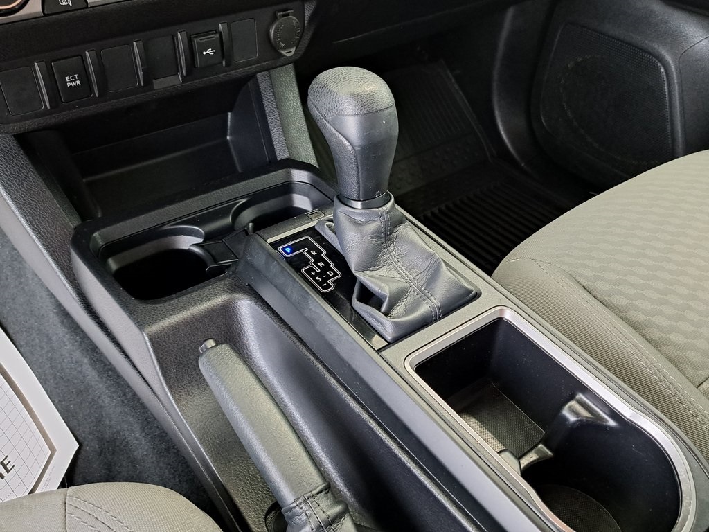 2023 Toyota Tacoma SR photo 18