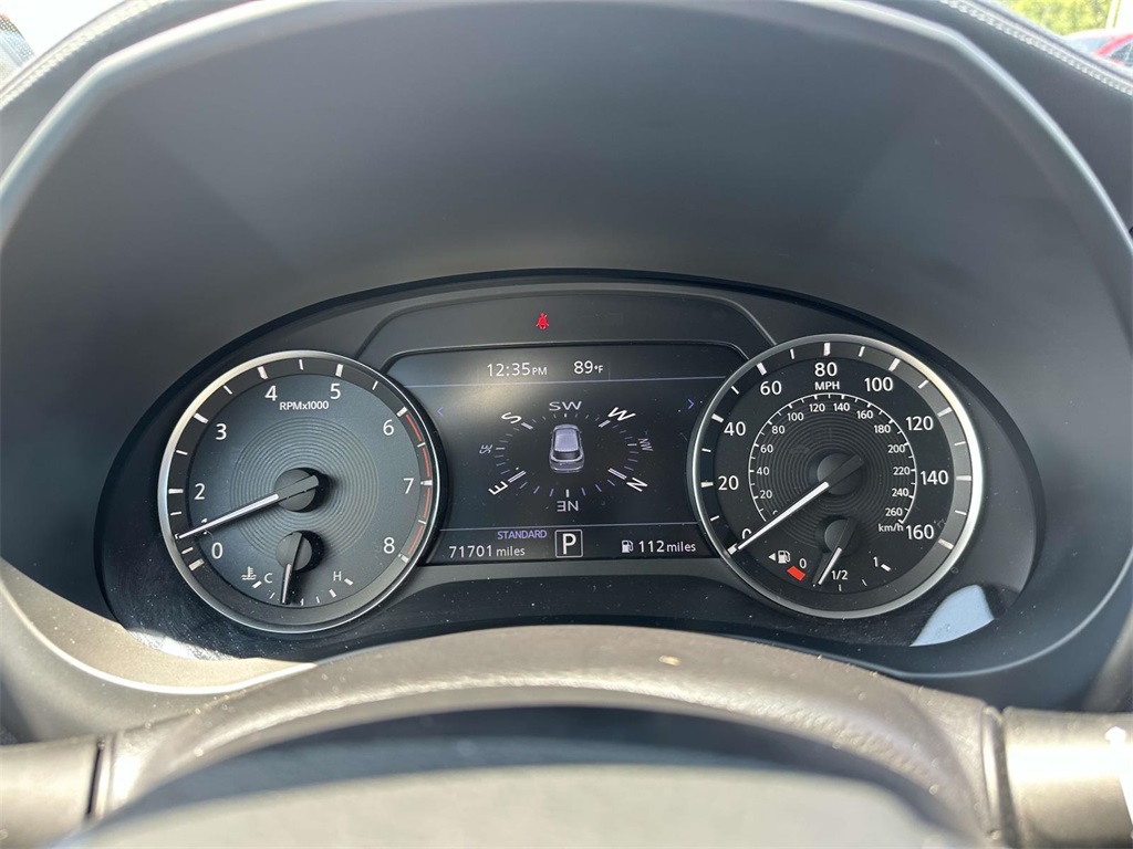 2019 Infiniti QX50 Essential photo 15