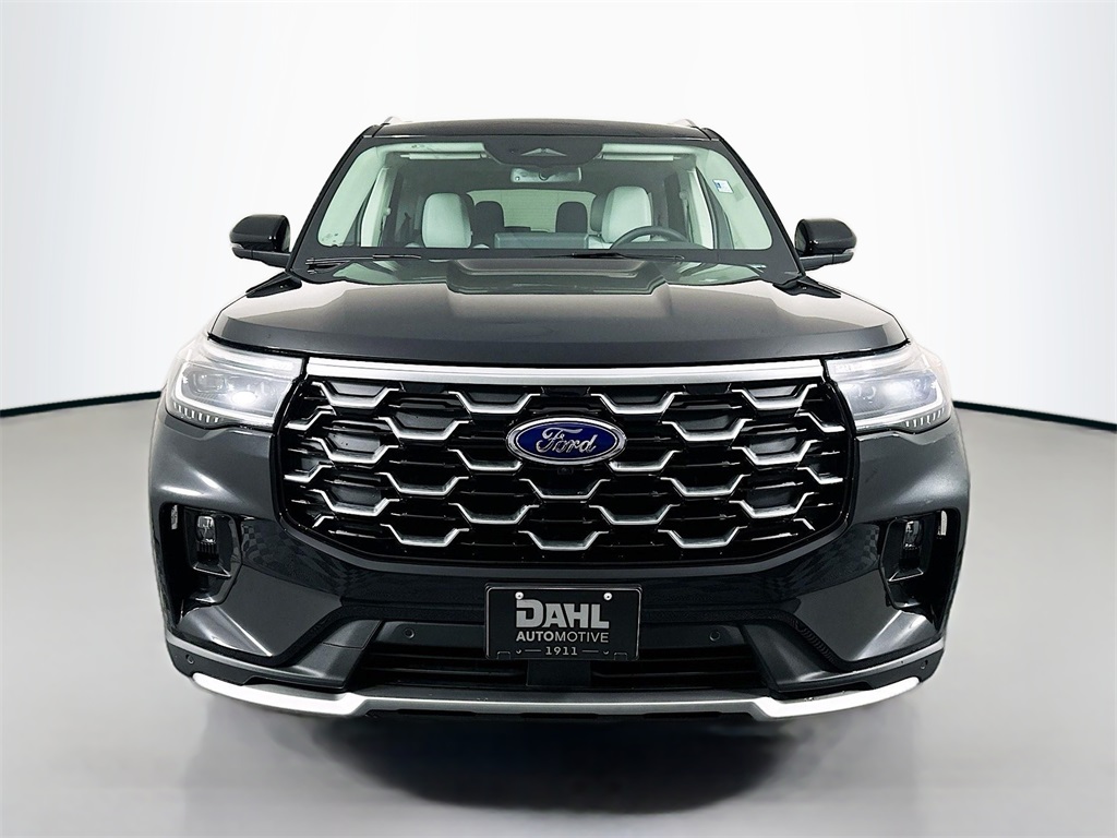 2025 Ford Explorer Platinum photo 2