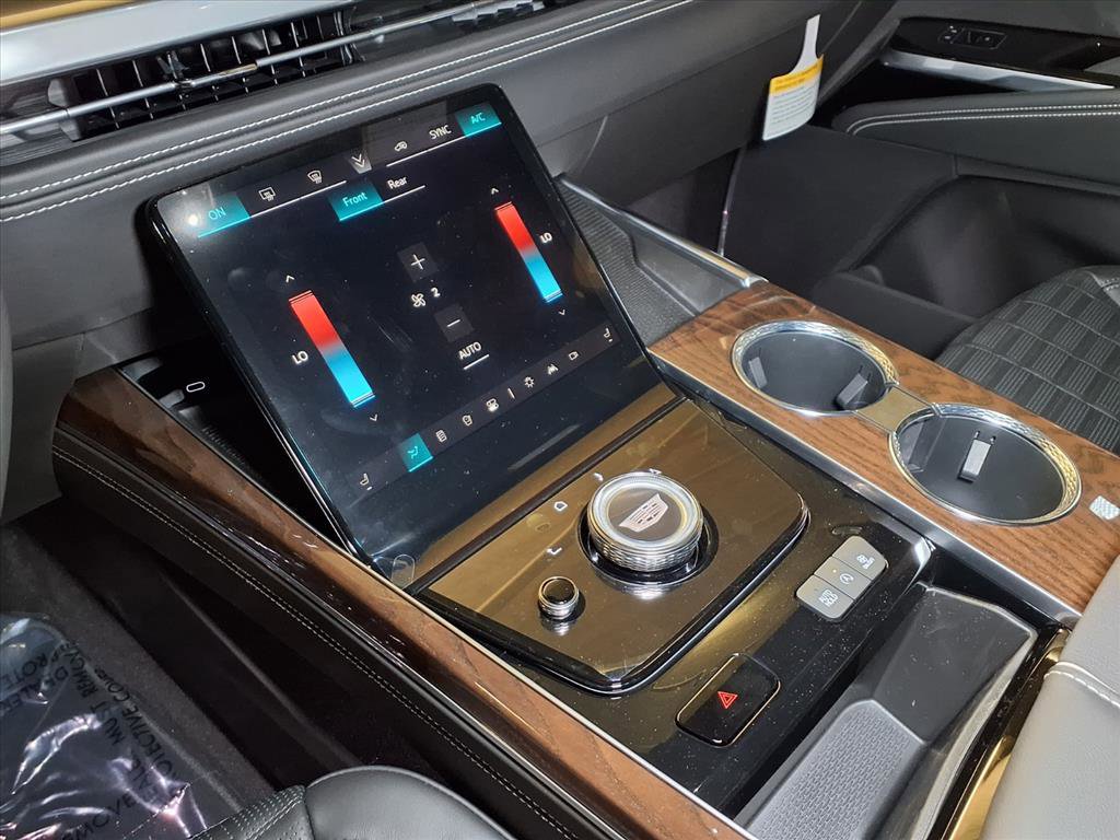 2025 Cadillac Escalade ESV Premium Luxury Platinum photo 16