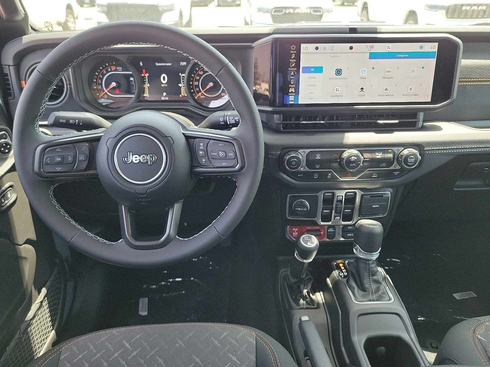 2025 Jeep Gladiator Mojave photo 3