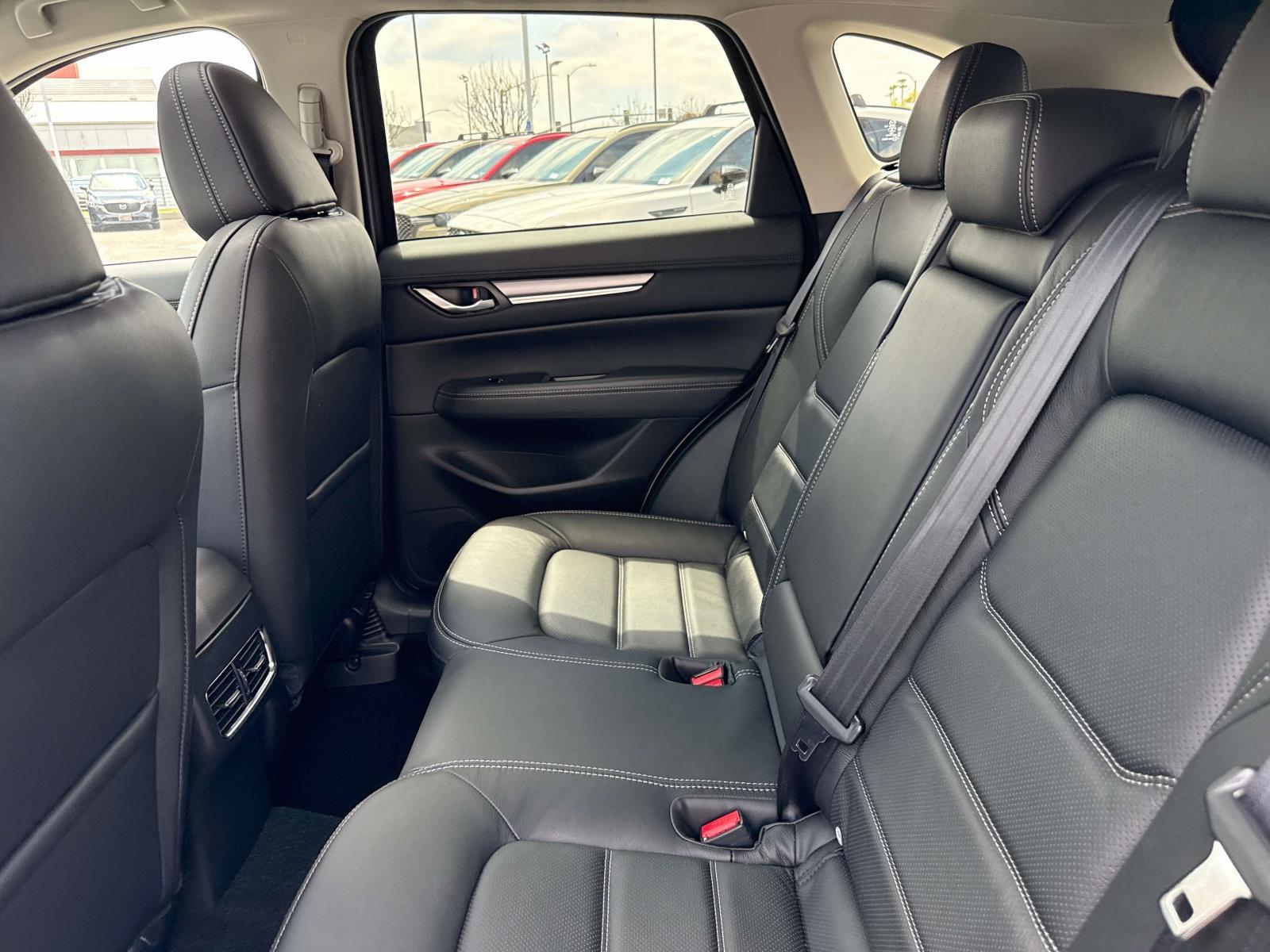 2025 Mazda CX-5 2.5 Premium Plus photo 12