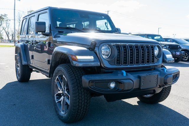 2024 Jeep Wrangler Sport S 4xe photo 4