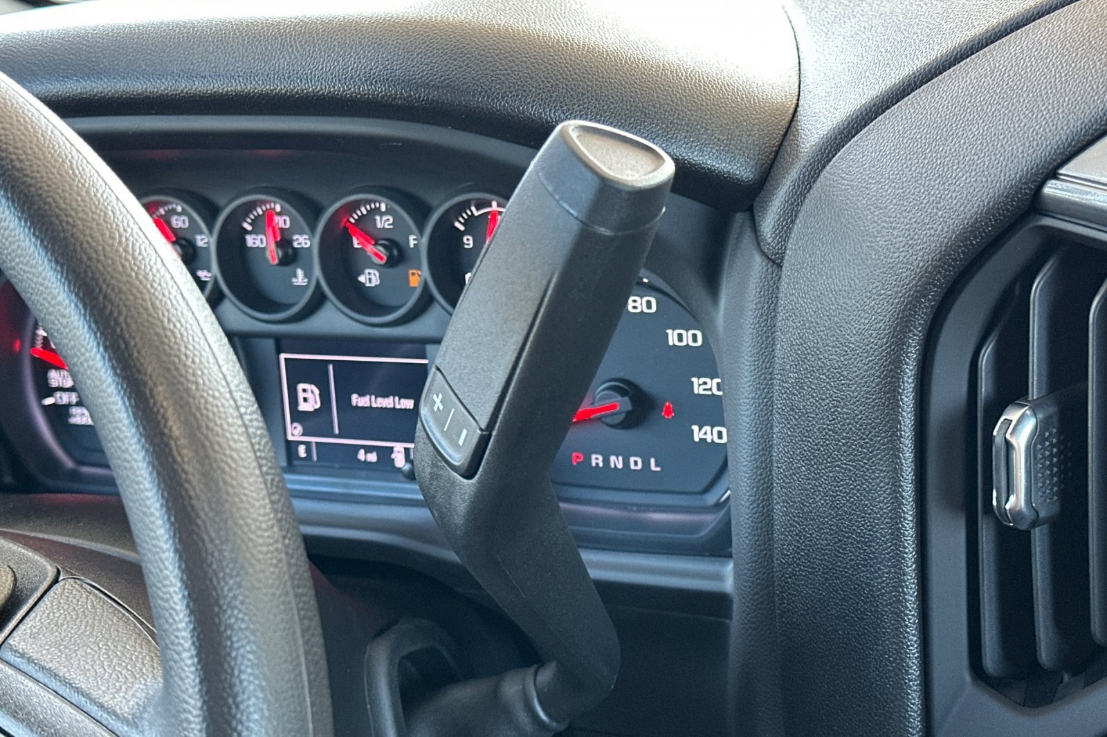 2025 Chevrolet Silverado 1500 Custom photo 19