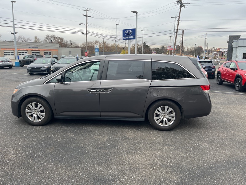 2016 Honda Odyssey EX-L photo 2
