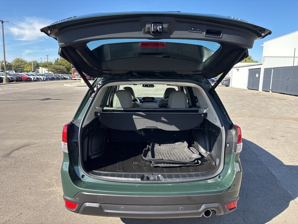 2023 Subaru Forester Limited photo 7