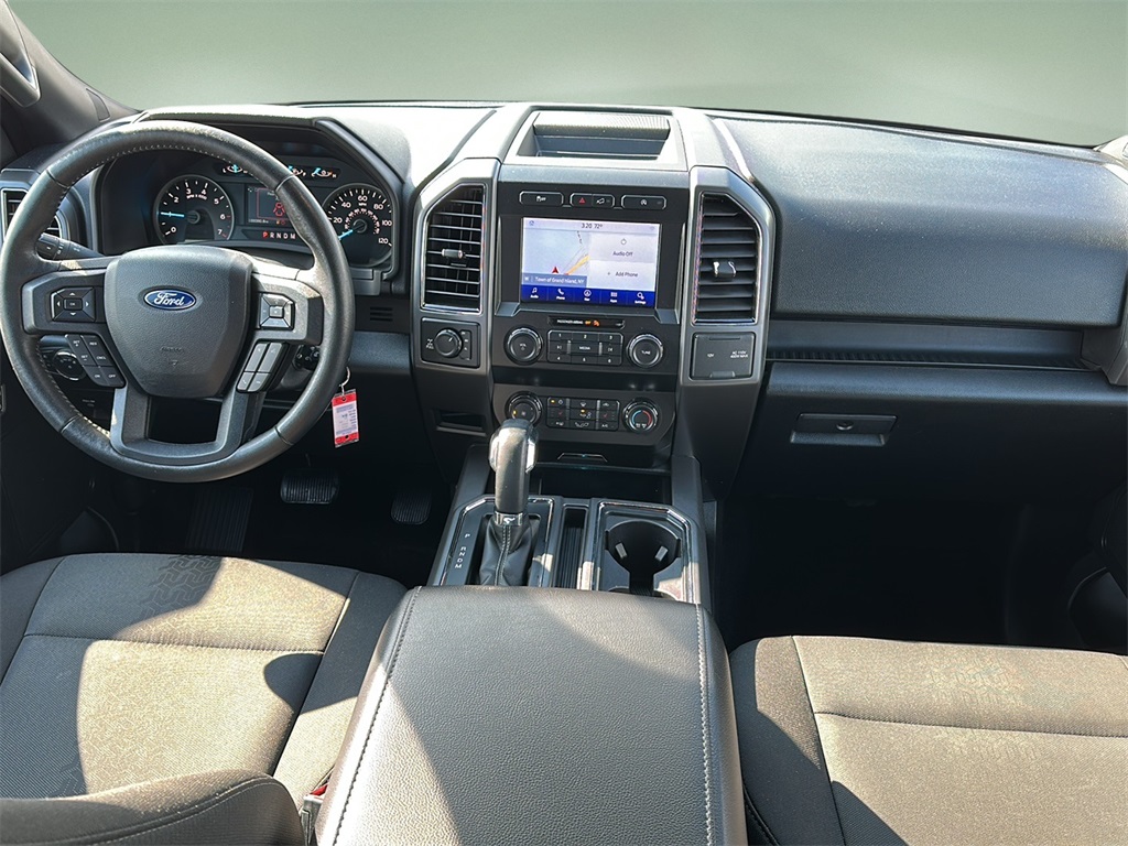 2020 Ford F-150 XLT photo 8