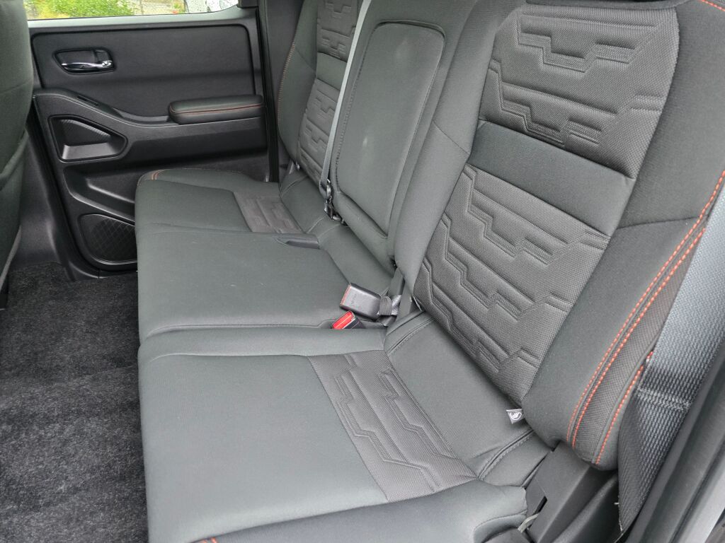 2023 Nissan Frontier PRO-4X photo 16