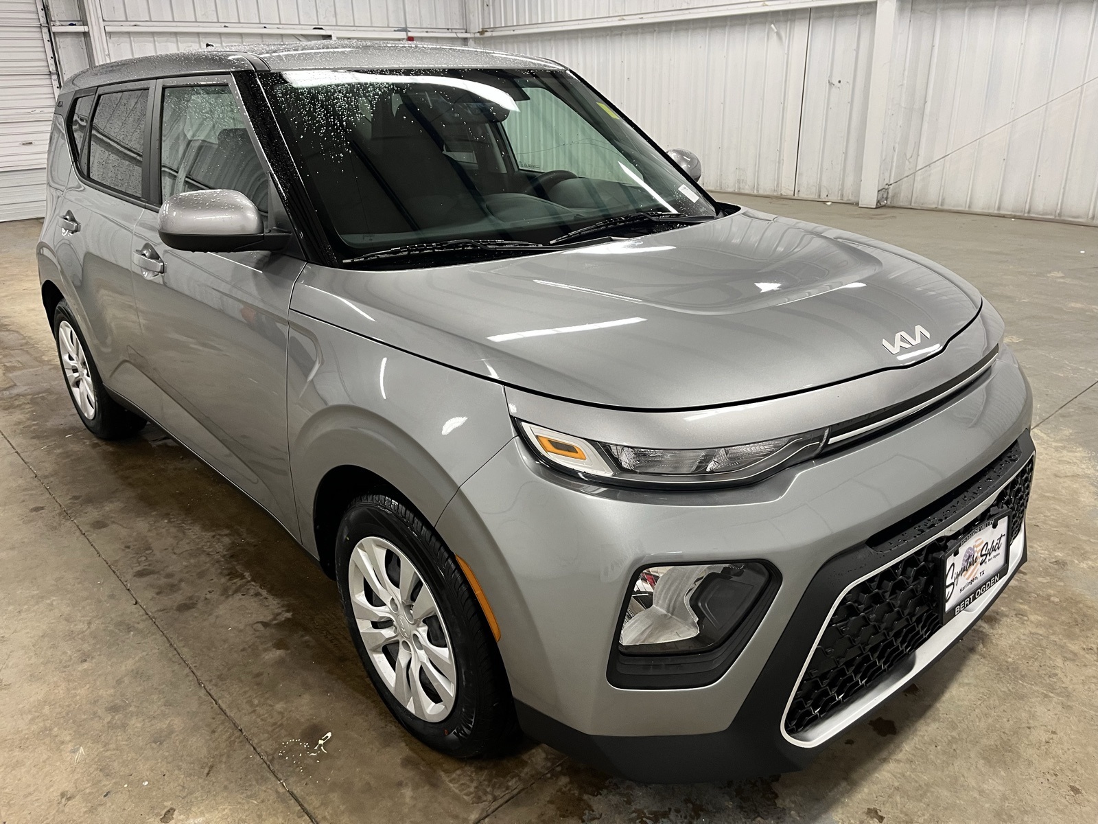 2022 Kia Soul LX's photo