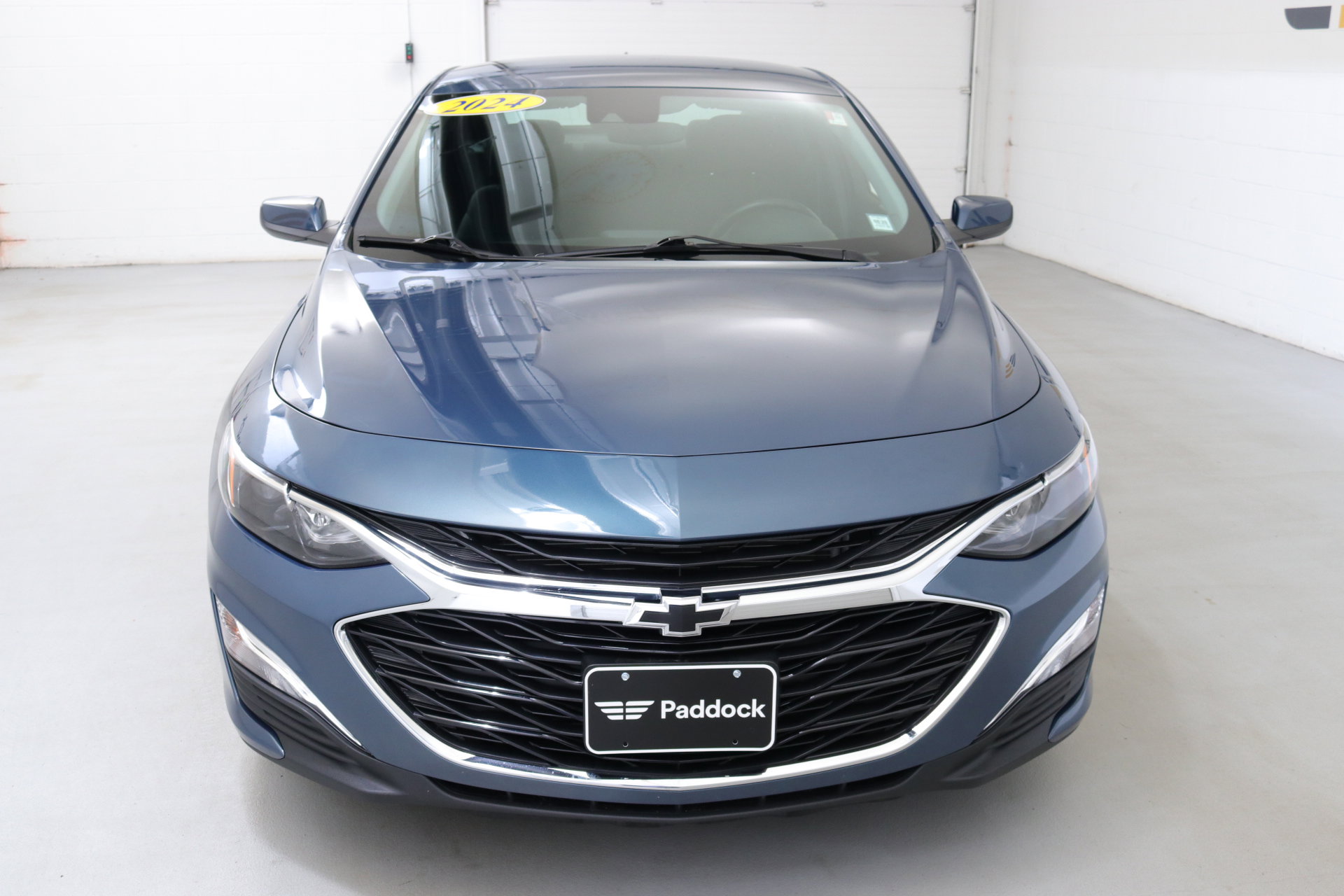 2024 Chevrolet Malibu RS photo 2