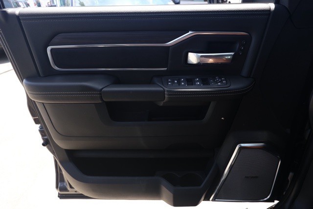2025 Ram 2500 Laramie photo 20