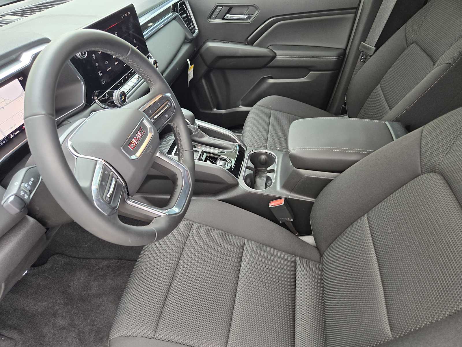 New 2025 Onyx Black GMC Elevation image 8