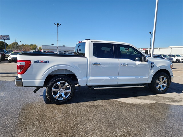 2023 Ford F-150 Lariat photo 2