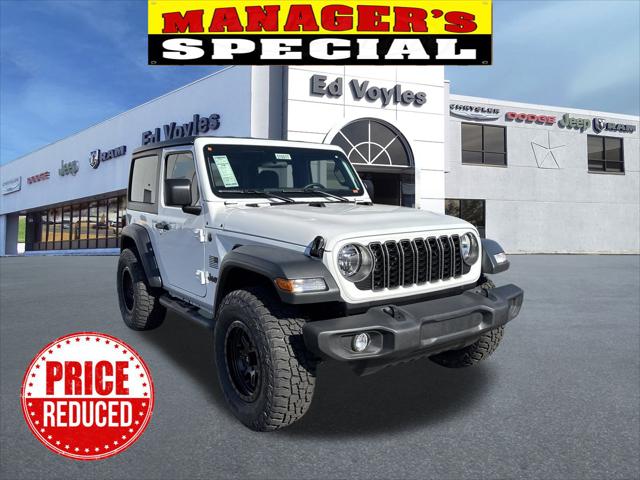 2025 Jeep Wrangler 2-Door Sport's photo