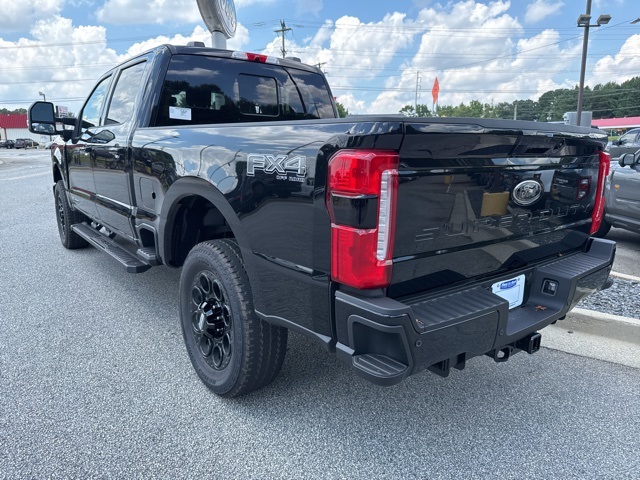 2025 Ford F-350 photo 9
