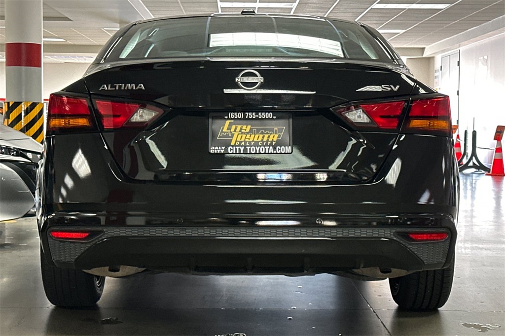 2023 Nissan Altima 2.5 SV photo 4