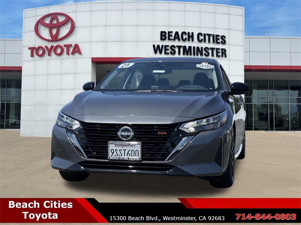 2025 Nissan Sentra SR photo 3