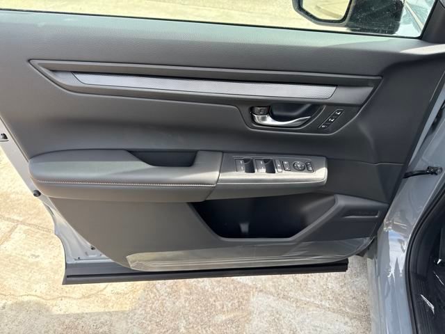 2026 Honda CR-V Hybrid Sport-L photo 11