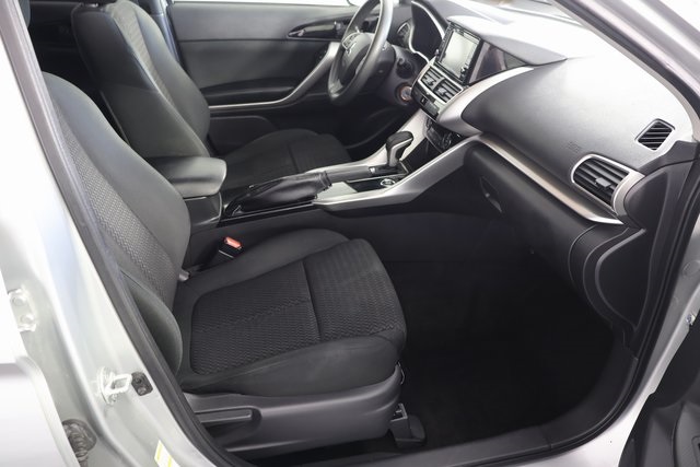2020 Mitsubishi Eclipse Cross ES photo 19