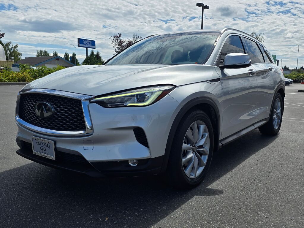 2021 Infiniti QX50 Luxe photo 7