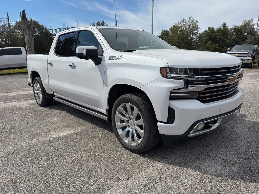 2020 Chevrolet Silverado 1500 High Country photo 3