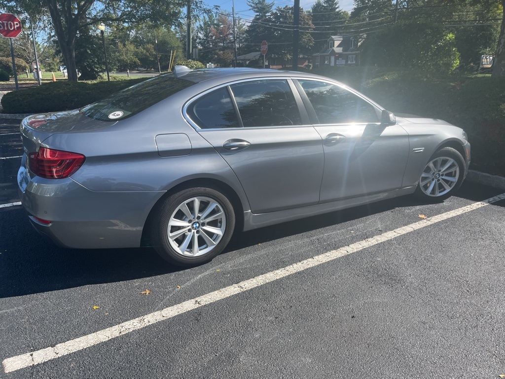 2016 Bmw 528i xDrive photo 2