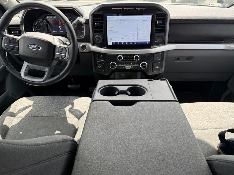 2022 Ford F-150 XLT photo 11
