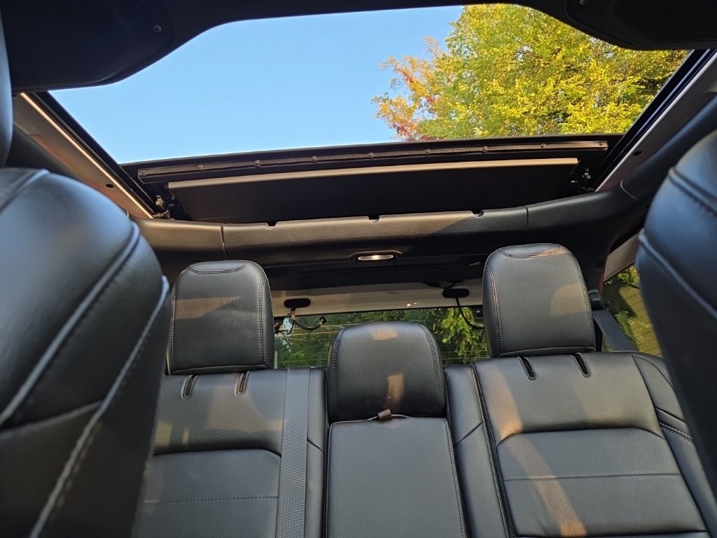 2022 Jeep Wrangler Unlimited Sahara photo 28