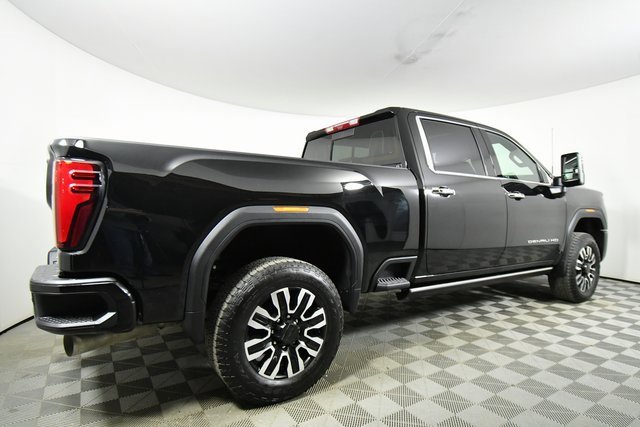 2024 Gmc Sierra 3500 HD Denali Ultimate photo 2