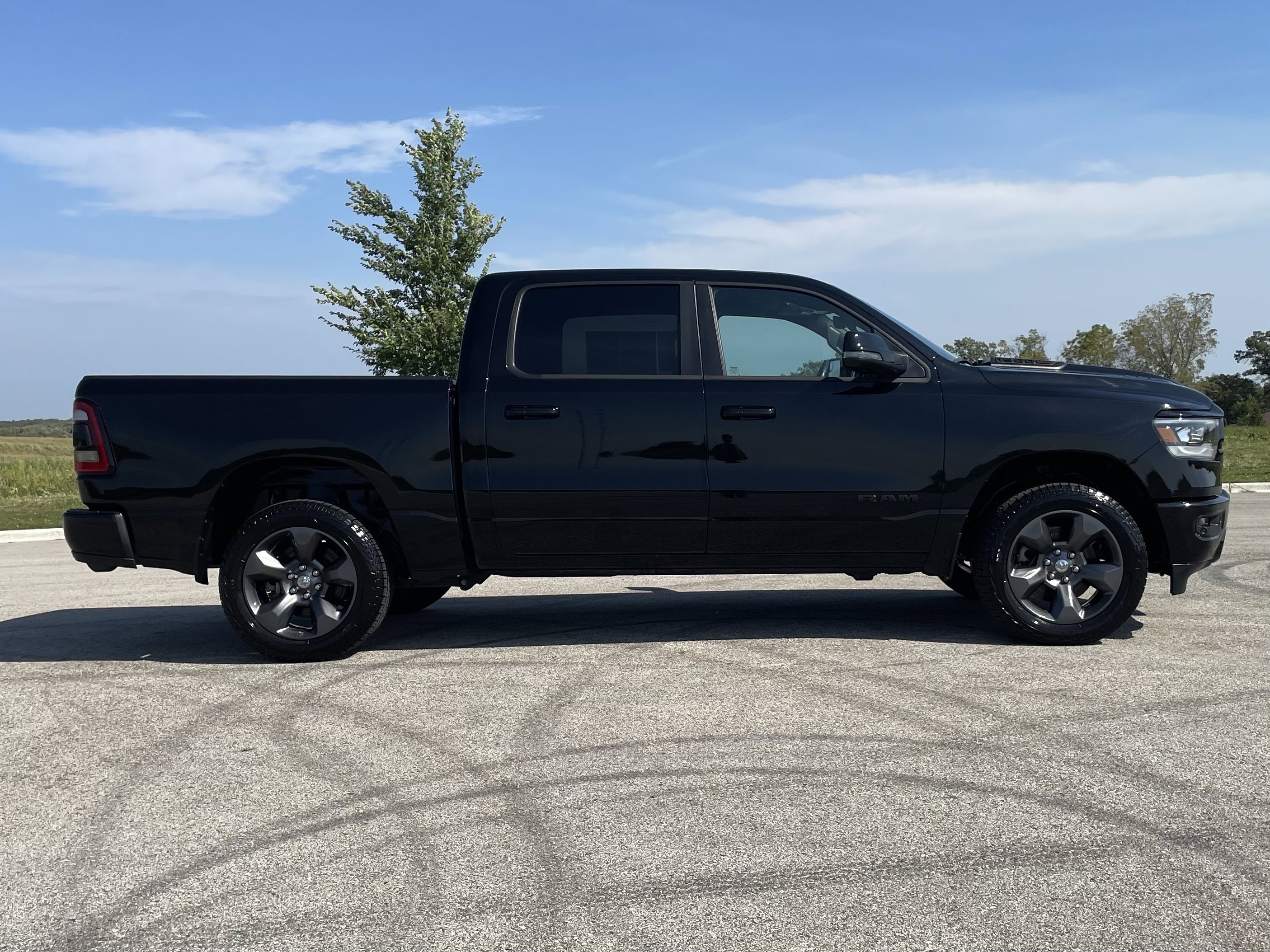 2023 Ram 1500 Laramie photo 3