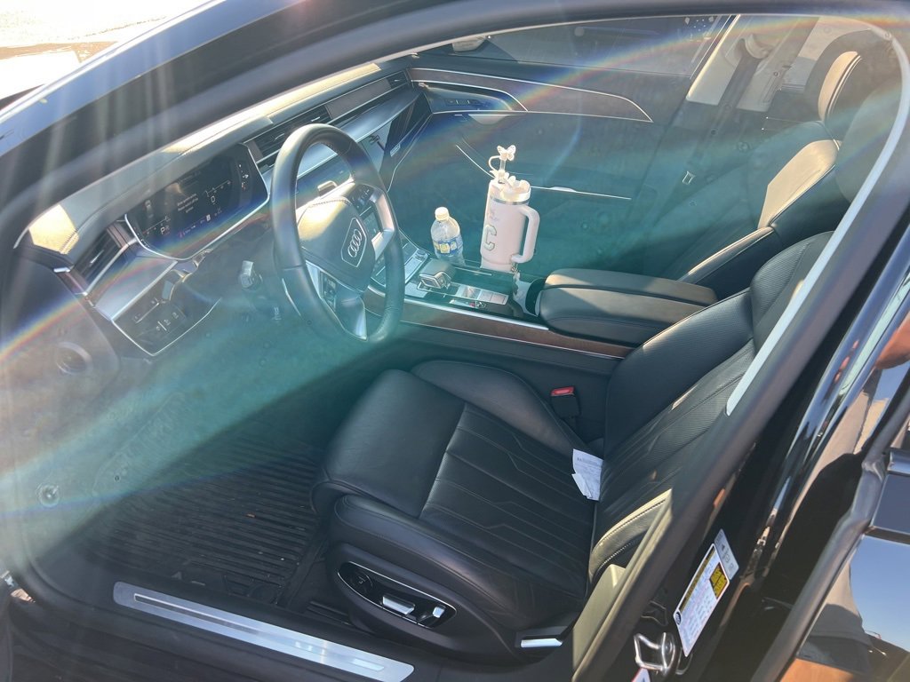 2022 Audi A8 L 55 photo 4