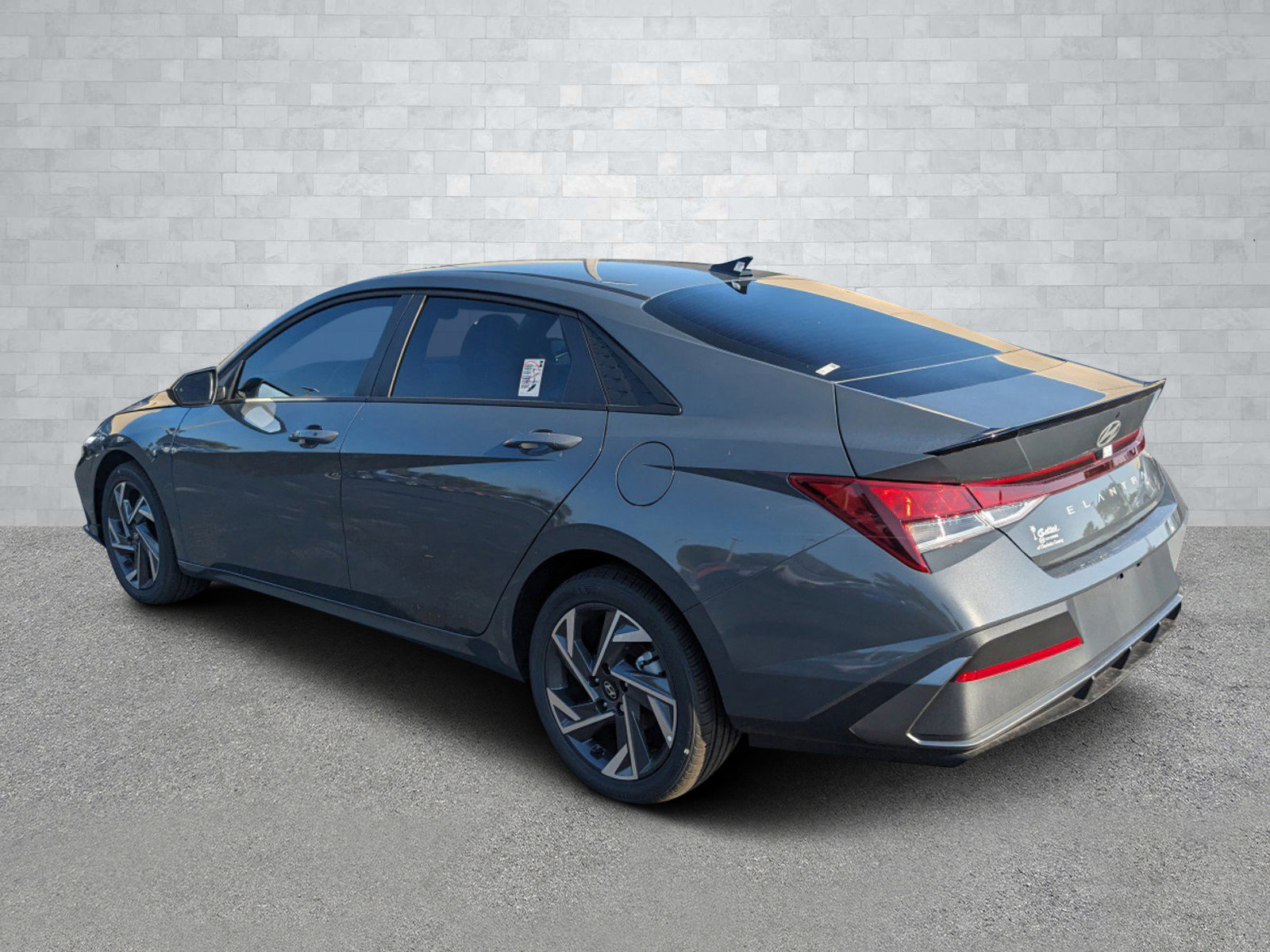 2025 Hyundai Elantra SEL Sport photo 6