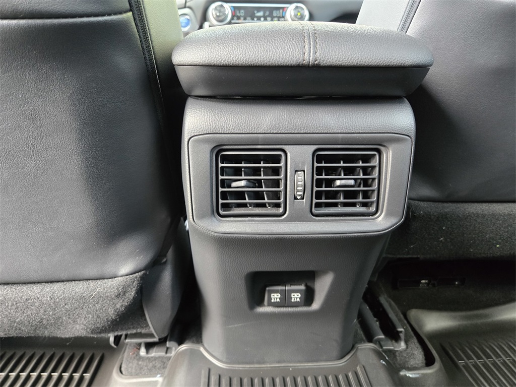 2021 Toyota RAV4 Hybrid XSE photo 14