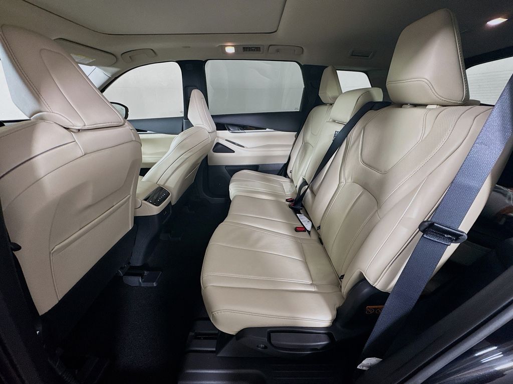 2025 Infiniti QX60 Pure AWD photo 21
