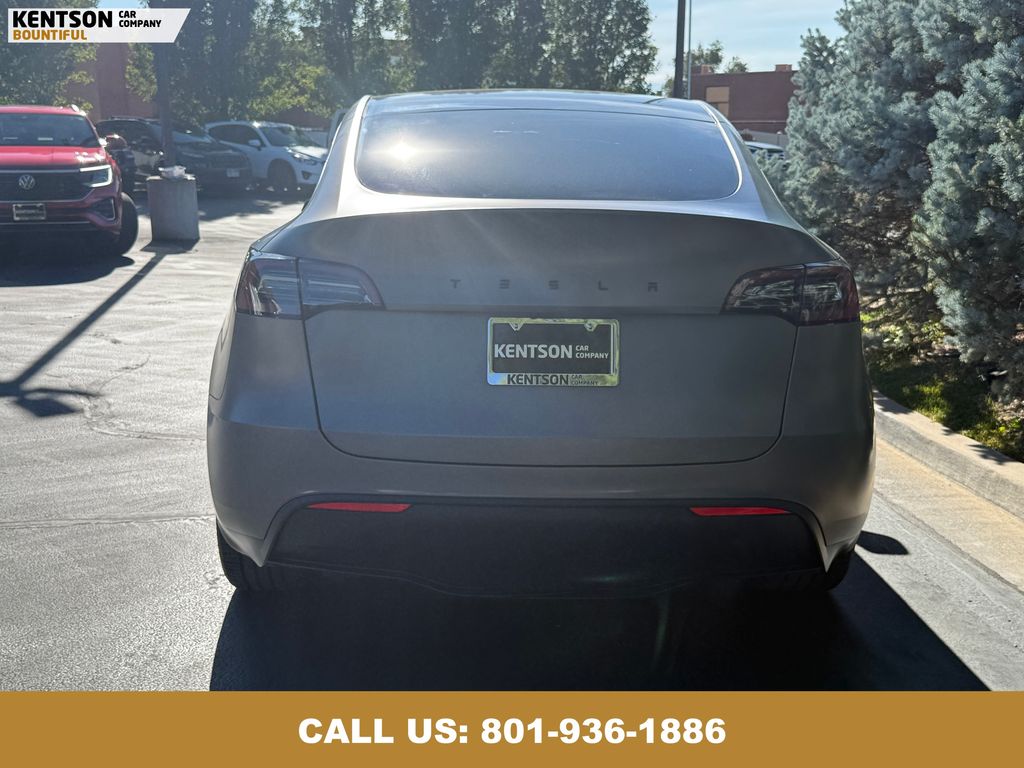 2023 Tesla Model Y Long Range photo 7